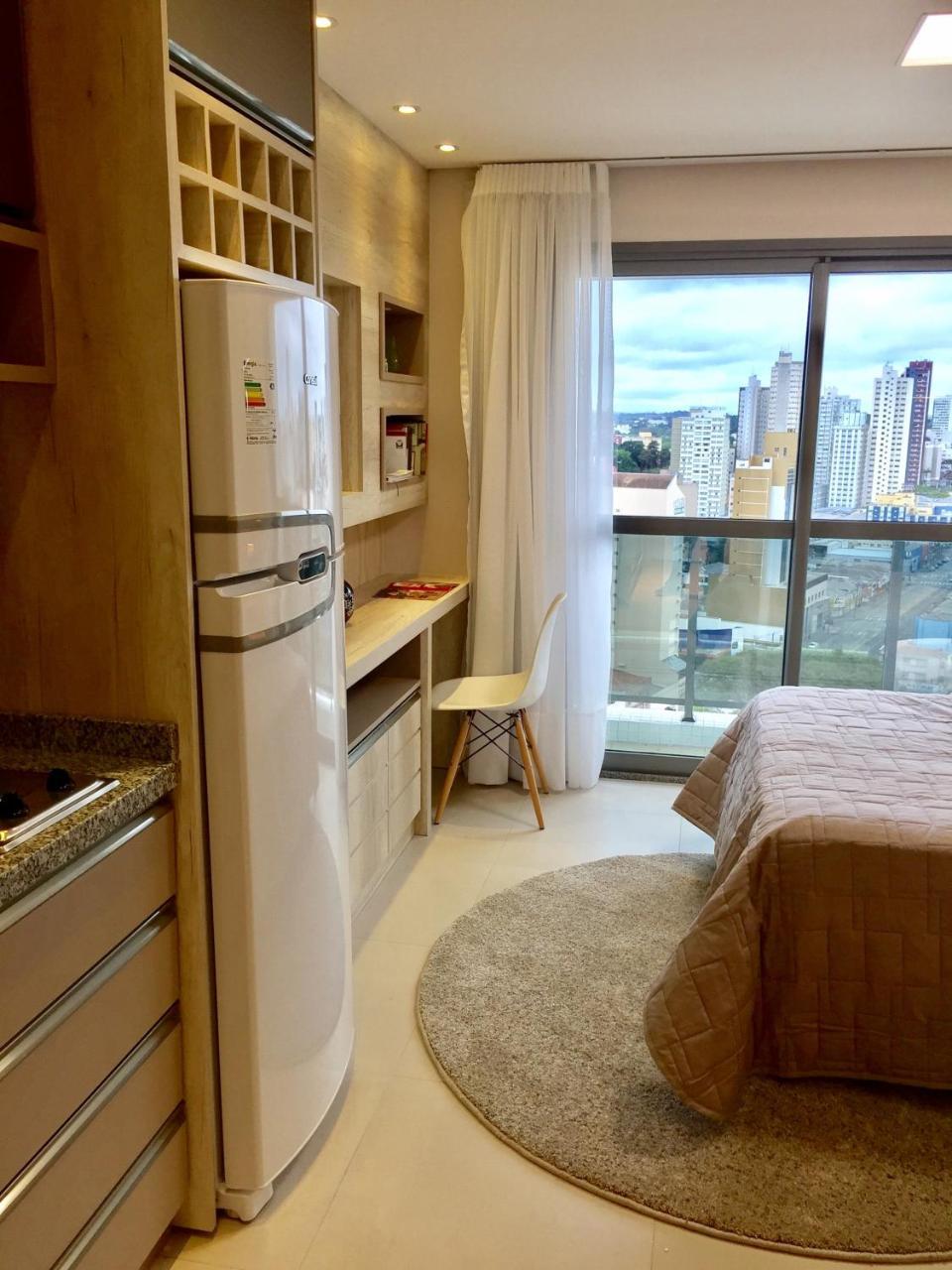 Estudio moderno com linda vista para a Serra Curitiba Bagian luar foto